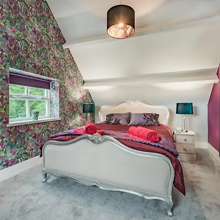 Holiday home The Coach House 1861