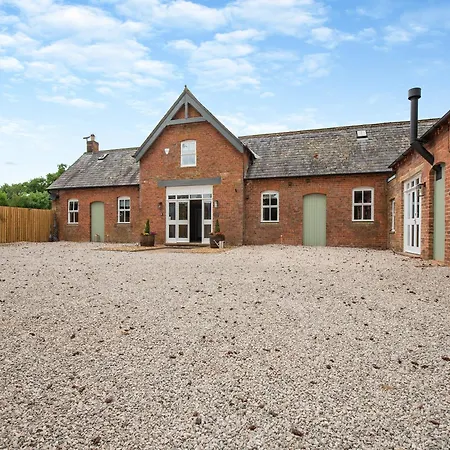 Holiday home The Coach House 1861